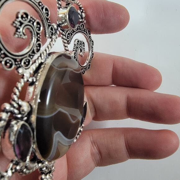 Sterling Silver Pendant with Striped Banded Agate and Faceted Garnet Stones - Picture 6 of 10